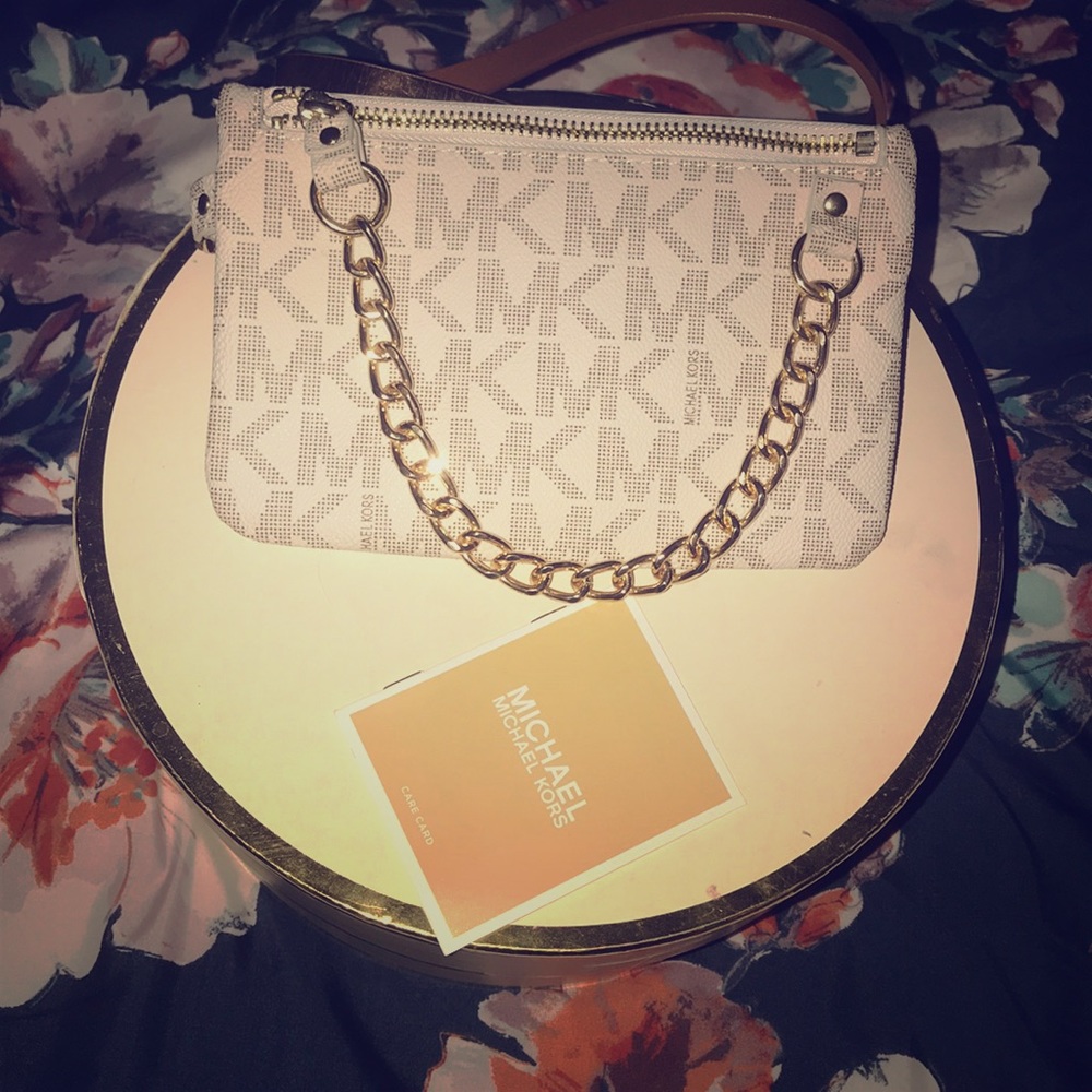 NEW Michael Kors Fanny Pack.
